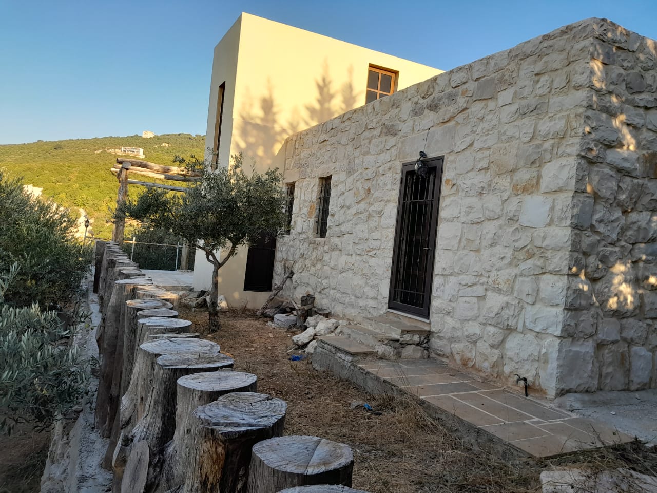 R9-545 Old House For Rent in Batroun – North leb