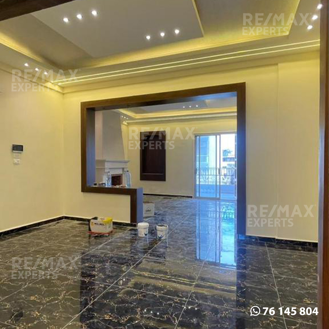 R9-898 Apartment For Sale in Maarad-Tripoli