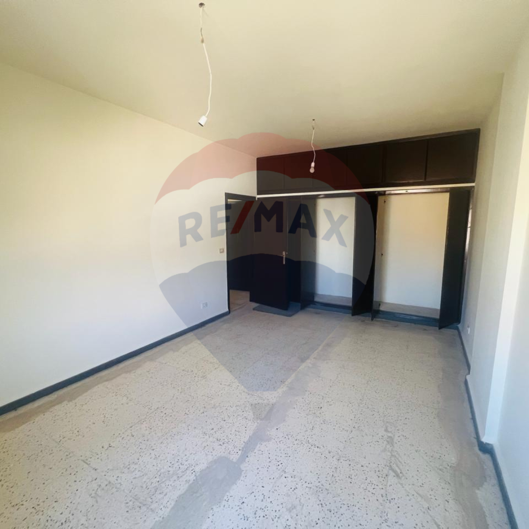 R9-1185 Office For Rent in Boulevard – Tripoli