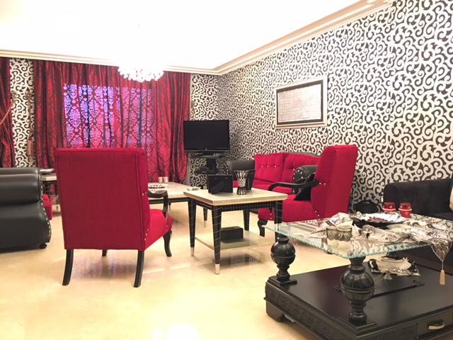 R9-44 Prime location apartment for sale in Jnah, Beirut