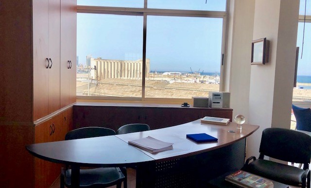 R9-88 Office for rent in Port Beirut, Karantina