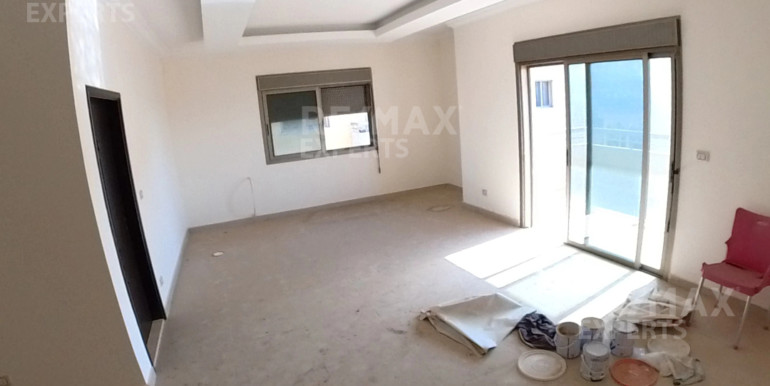 R9-90 Apartment for sale in Mejdlaya, Zgharta