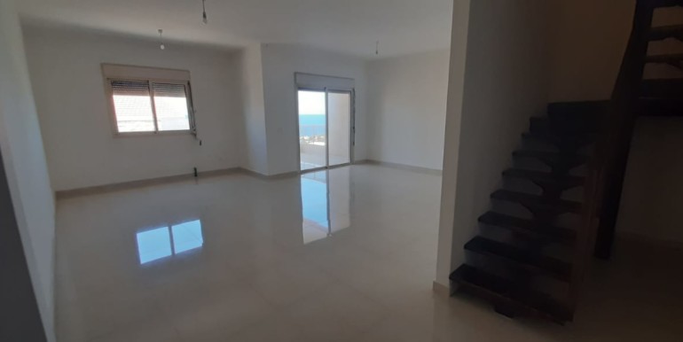 R9-253 Duplex for sale in Bouar, Keserwan