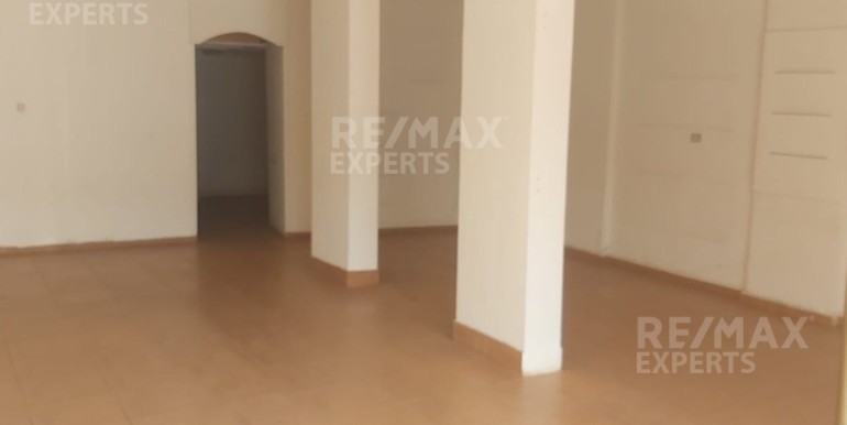 R9-324 Shop for sale in Koura !!