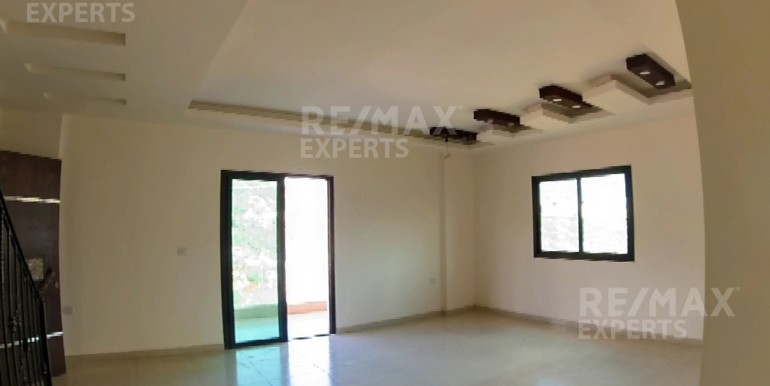 R9-548 Elegant Duplex For sale in Nakhleh – Koura
