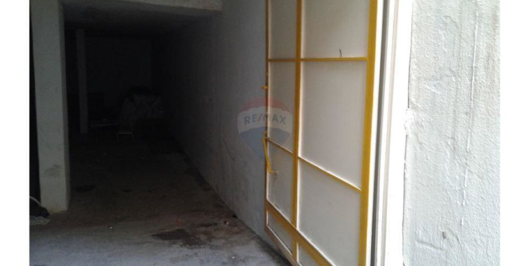 7 m height warehouse for rent in Maarad,Tripoli
