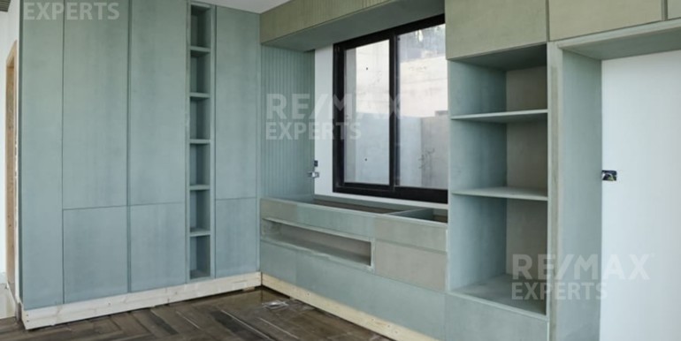 R9-300 Hot Deal – Brand New Elegant Apartment For Sale In Balamand.