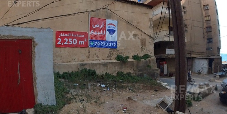 R9-403 Land for sale in al Mina !