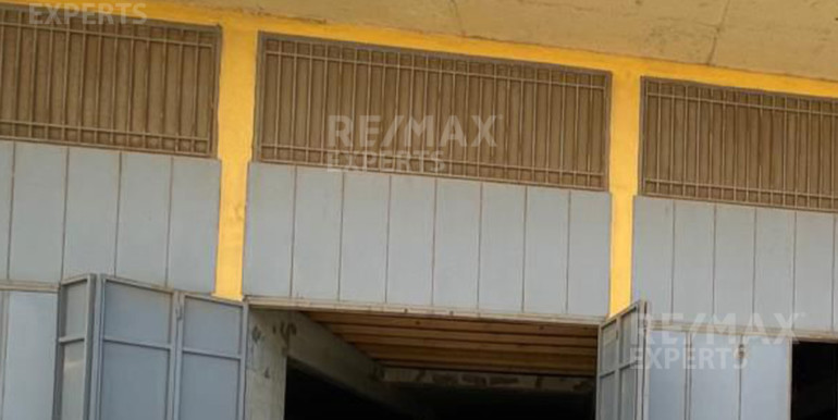 R9-871 Showroom For Rent in Mina-Tripoli