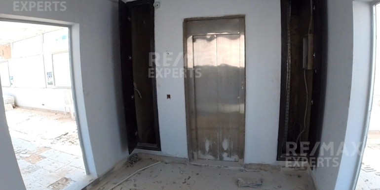 R9-542 Shop for rent in Tripoli – Dam wel Farez